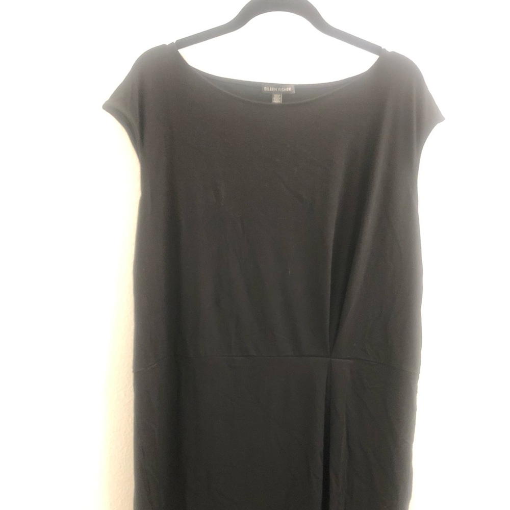 Eileen Fischer Medium Black Sleeveless Dress